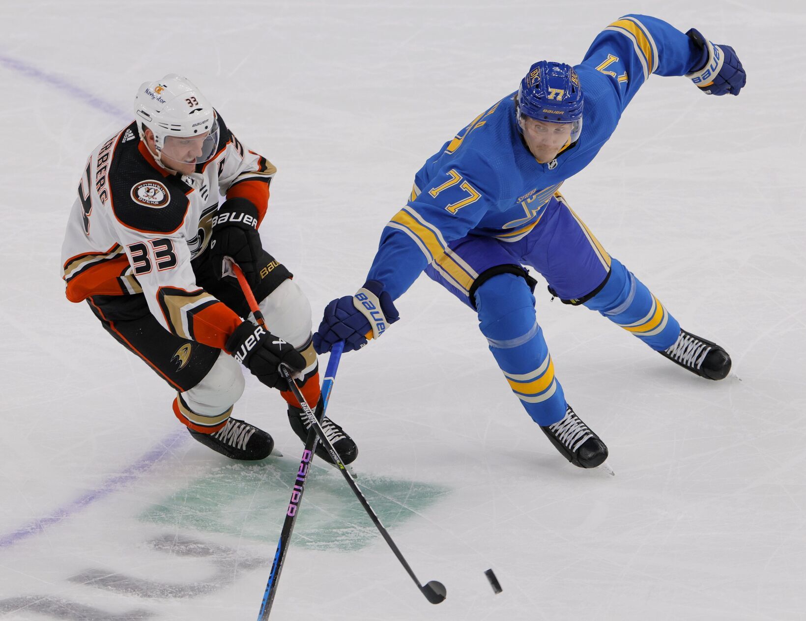 Blues 6, Ducks 2